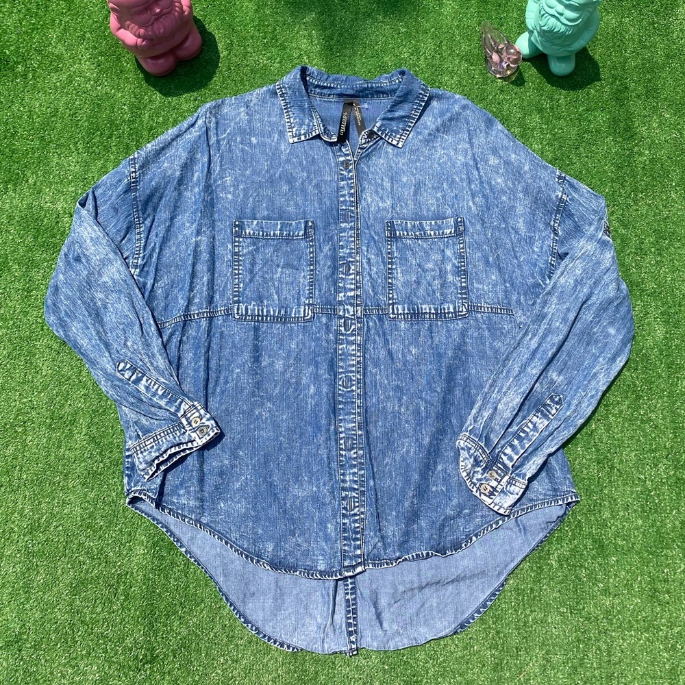 Liverpool Jeans Co Denim Chambray Button-down